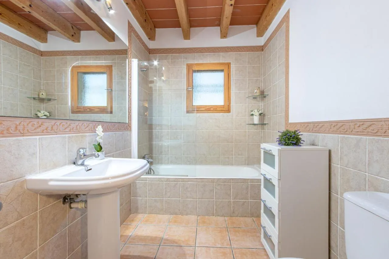 Villa Can Paxaco By Homevillas360 Alcudia